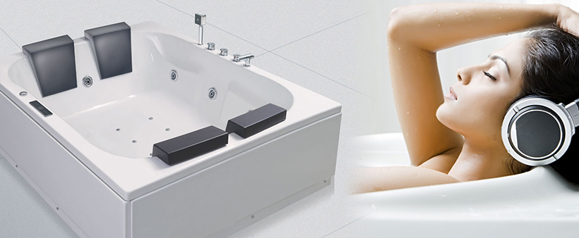 Bồn tắm massage nhiều chức năng hiện đại